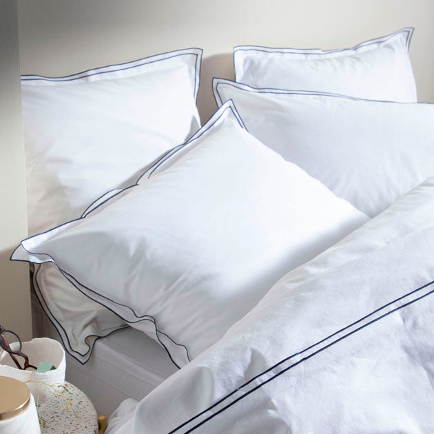 Blanc - bourdon indigo