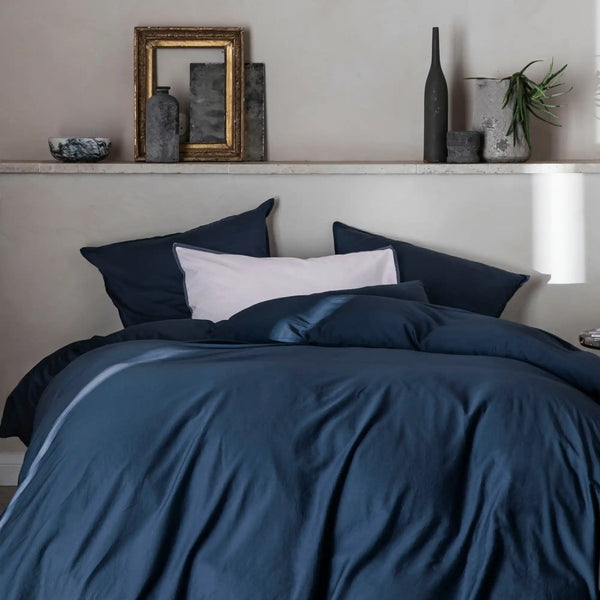 Housse de couette Nuit Satinée – Bleu nuit - passepoil bleu nuit