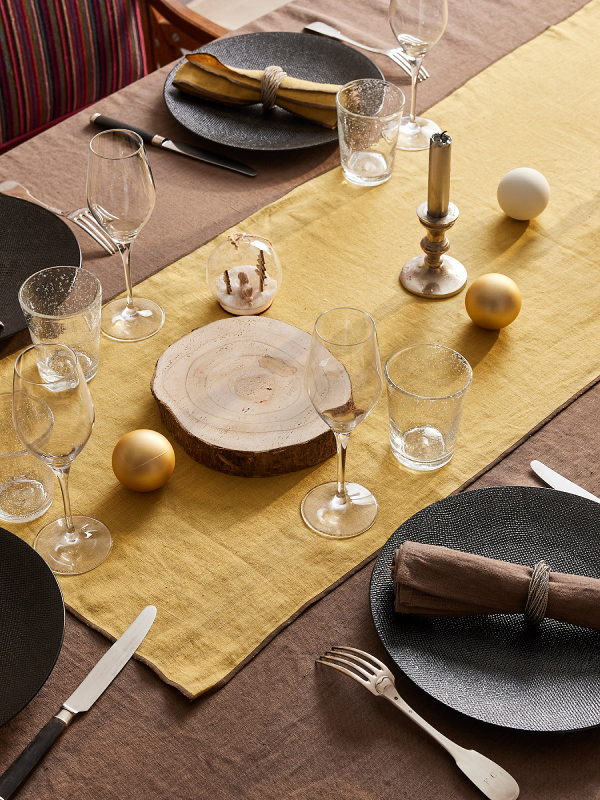 Chemin de table lin