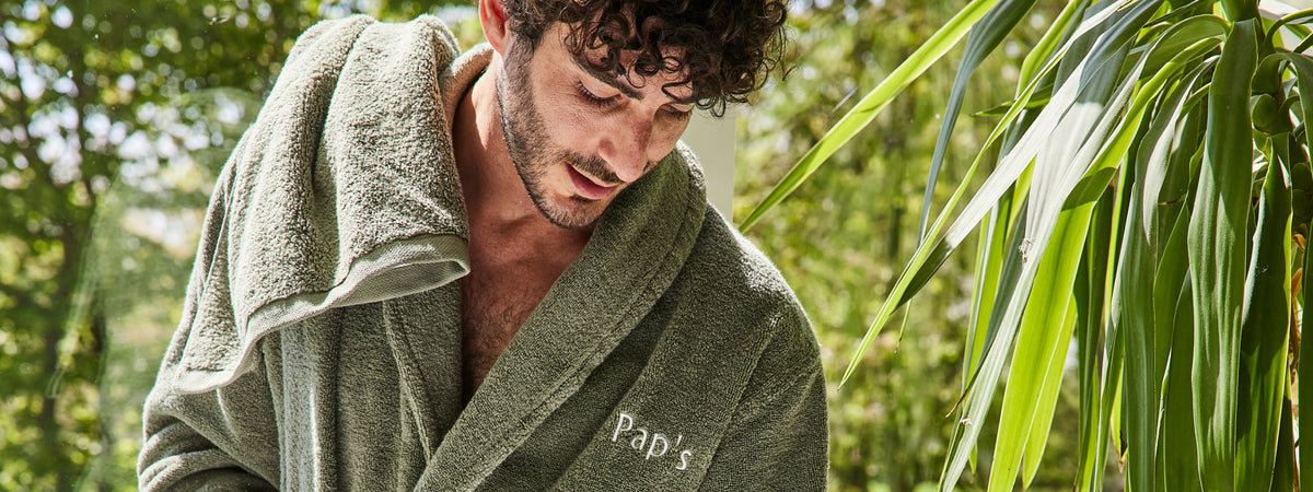 Peignoir Brod?� Personnalis?� Homme & Femme �?� Blanc Cerise