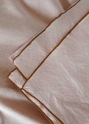 bourdon_contraste_f792b949-9a83-43b1-9be9-50115ff57eb5